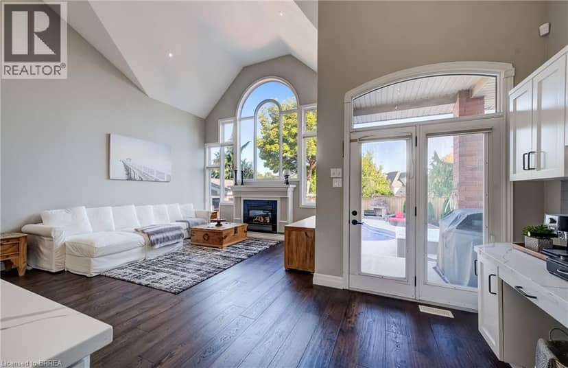 4 LAWREN S HARRIS Drive — photo 10 of 40