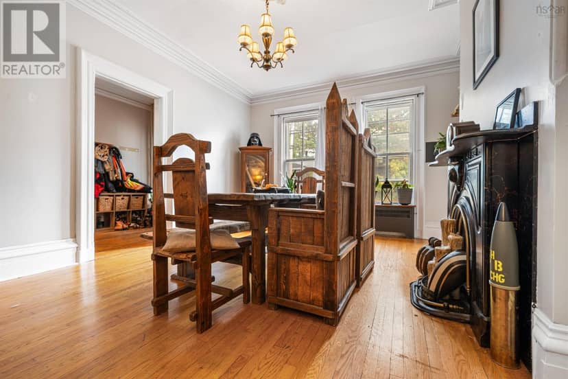 75 Denoon Street — photo 5 of 40