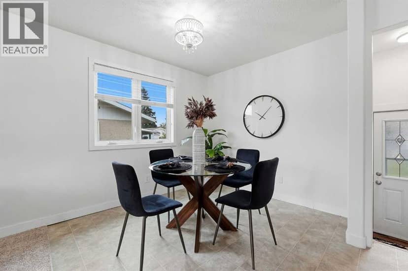 5012 38A Avenue, Red Deer, photo 6