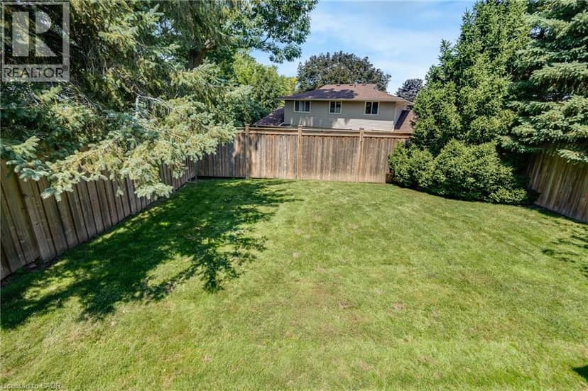 30 WESTWOOD Crescent — photo 37 of 37