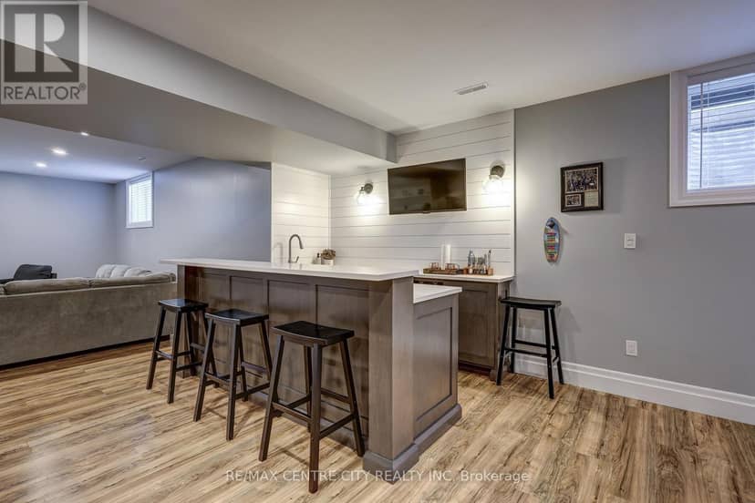 62 Talbot Grove Lane — photo 34 of 40