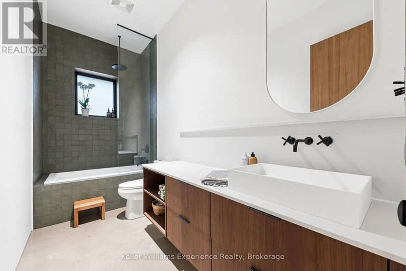 476 Champlain Road — photo 14 of 38