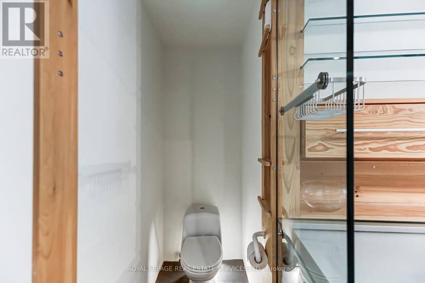 358 Sackville Street — photo 26 of 33
