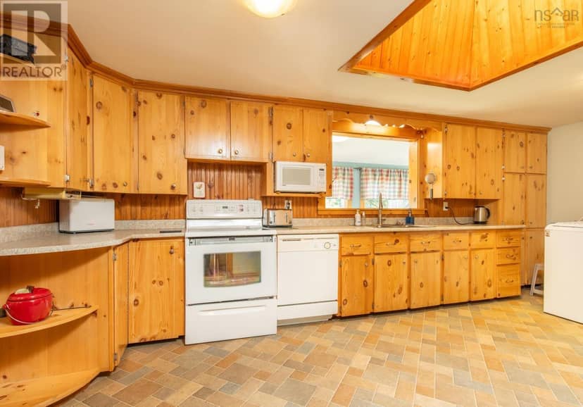 2184 Highway 334 — photo 17 of 36