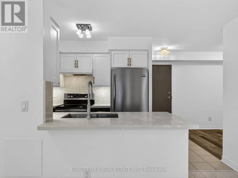224 - 35 Saranac Boulevard — photo 10 of 37