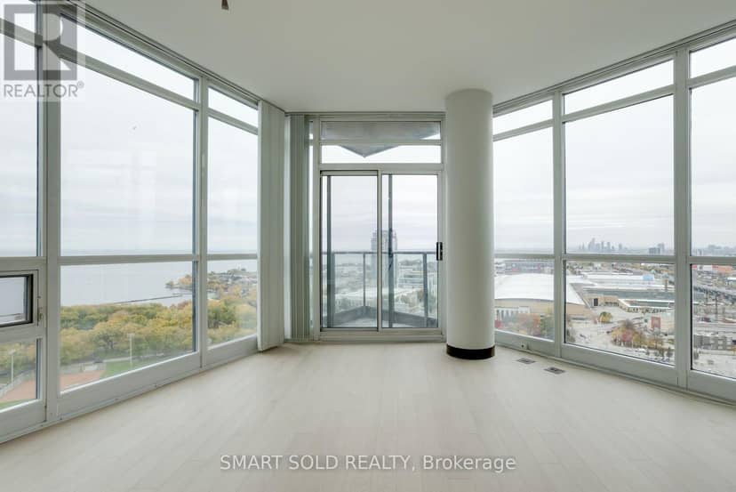 2603 - 231 Fort York Boulevard — photo 10 of 32