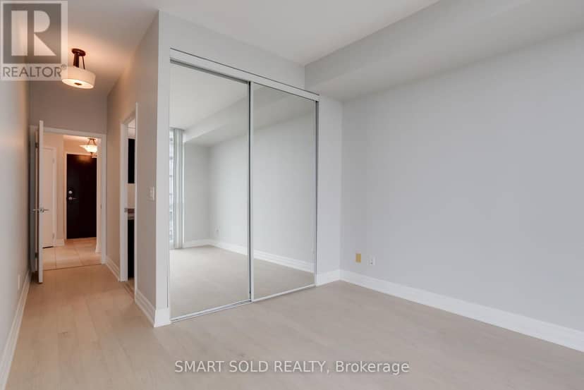 2603 - 231 Fort York Boulevard — photo 16 of 32