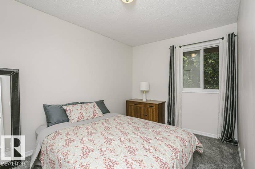 117 Woodstock NW — photo 12 of 25