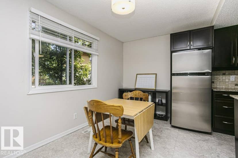 117 Woodstock NW, Edmonton, photo 8