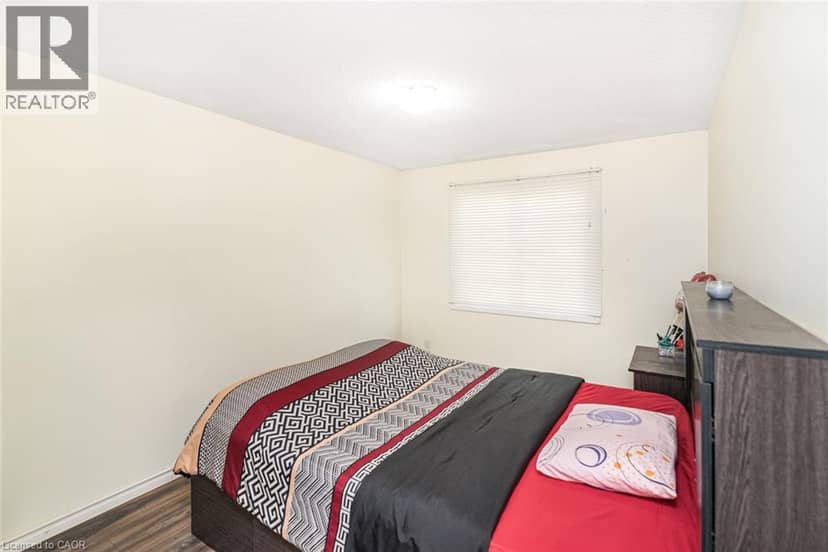 2700 E BARTON Street E Unit# 5 — photo 16 of 39