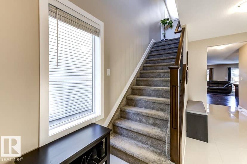126 Radcliffe Wd — photo 15 of 40