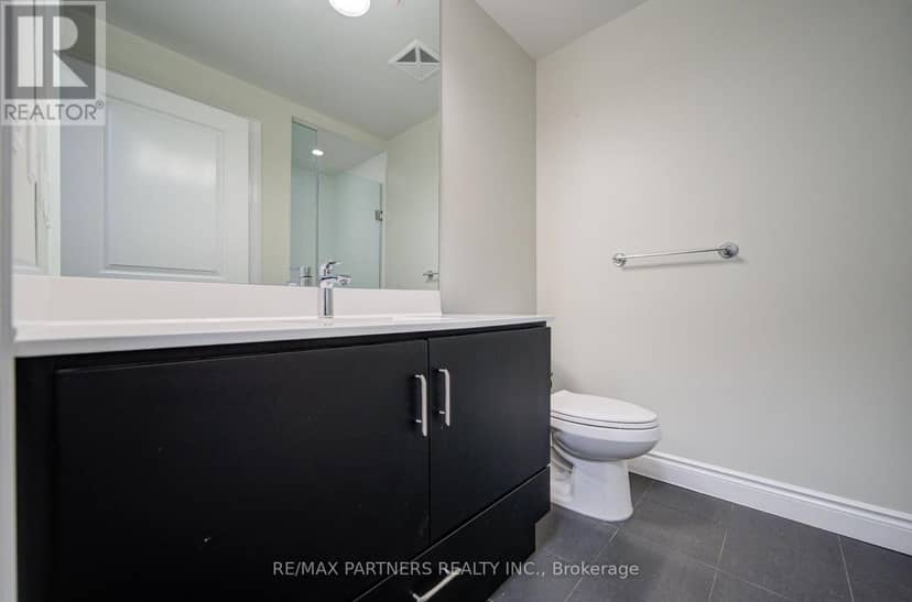 1009 - 89 South Town Centre Boulevard — photo 12 of 18