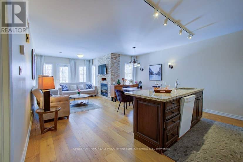2264 - 90 Highland Drive — photo 5 of 34