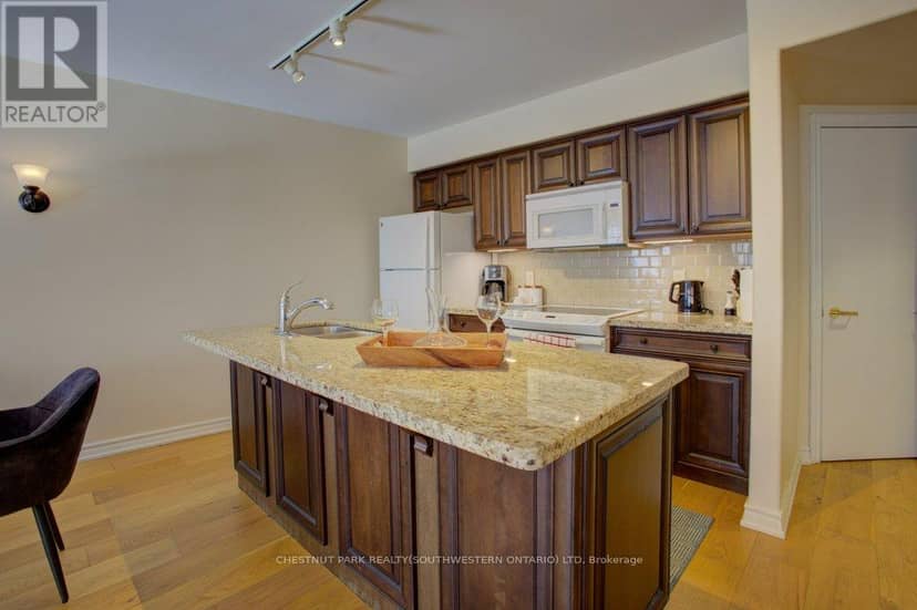 2264 - 90 Highland Drive — photo 7 of 34