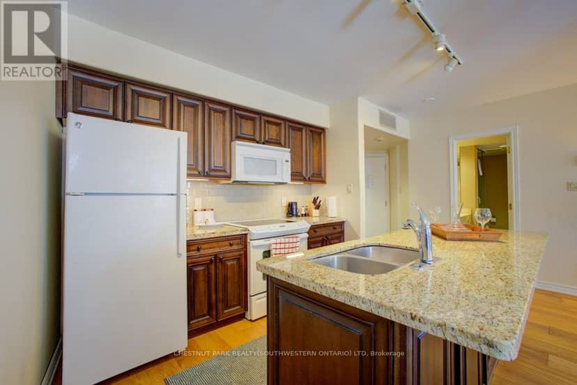 2264 - 90 Highland Drive — photo 9 of 34