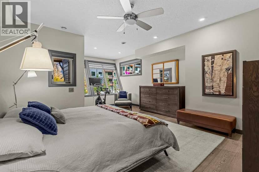 404, 105 Stewart Creek Rise SW — photo 24 of 40