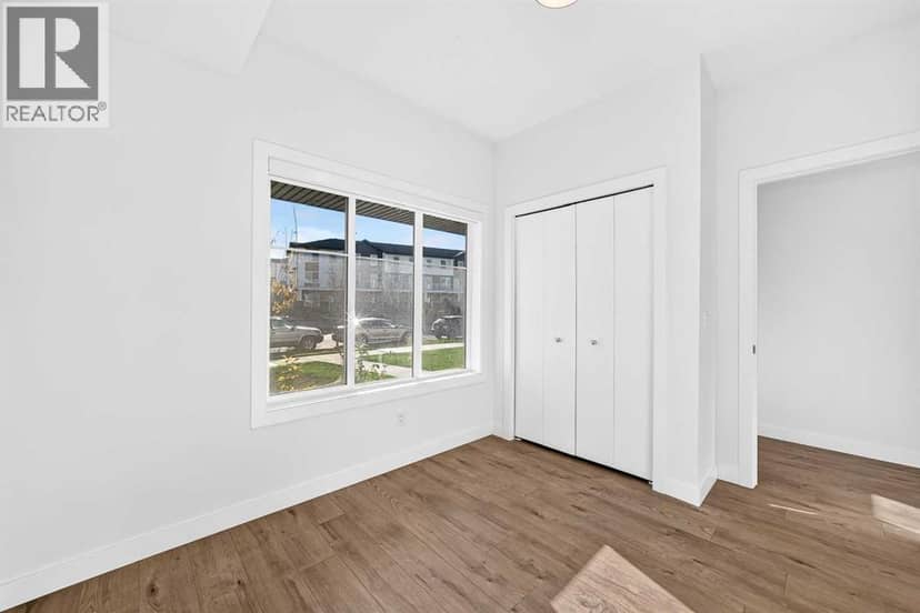 303, 6 Merganser Drive W — photo 33 of 40