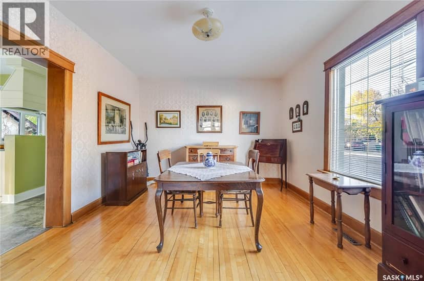 1172 Clifton AVENUE — photo 10 of 40