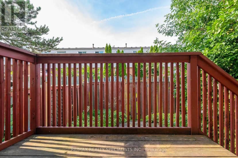 11 - 3525 Brandon Gate Drive — photo 27 of 32