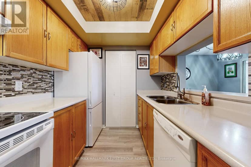 218 - 8351 McLaughlin Road S — photo 10 of 20