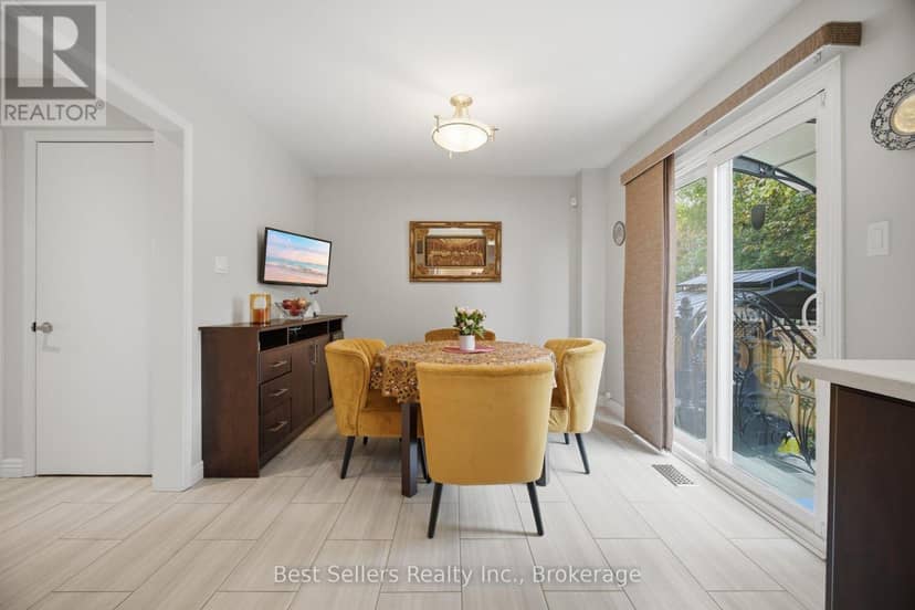 1204 Sherwood Mills Boulevard — photo 18 of 40