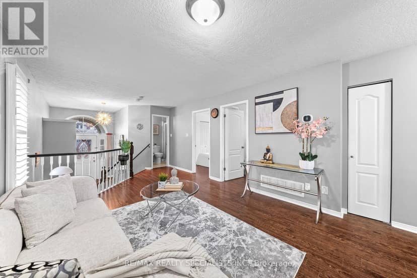 43 Hunter Road — photo 14 of 38