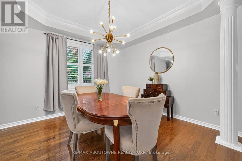 2447 Highmount Crescent, Oakville, photo 7