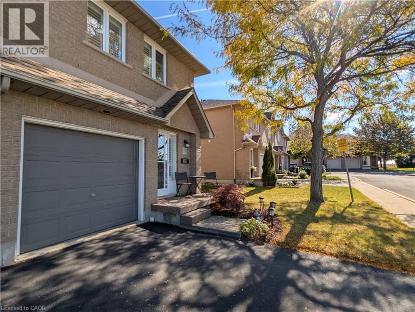 100 VINEBERG Drive Unit# 28, Hamilton, photo 2