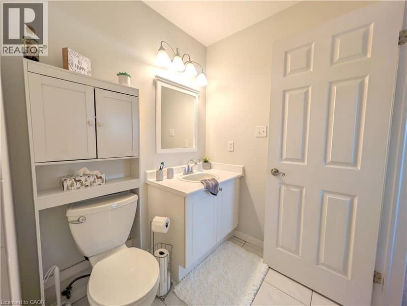 100 VINEBERG Drive Unit# 28 — photo 28 of 38