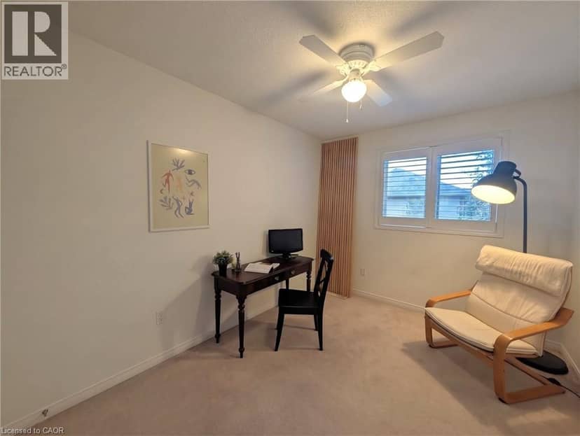 100 VINEBERG Drive Unit# 28 — photo 30 of 38