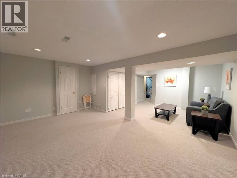 100 VINEBERG Drive Unit# 28 — photo 36 of 38