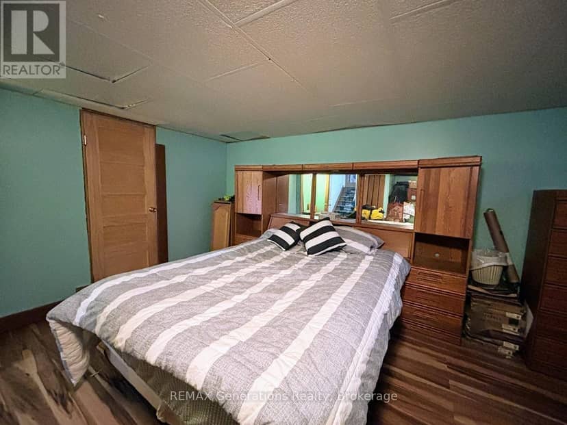 64 Hemlo Drive — photo 18 of 36