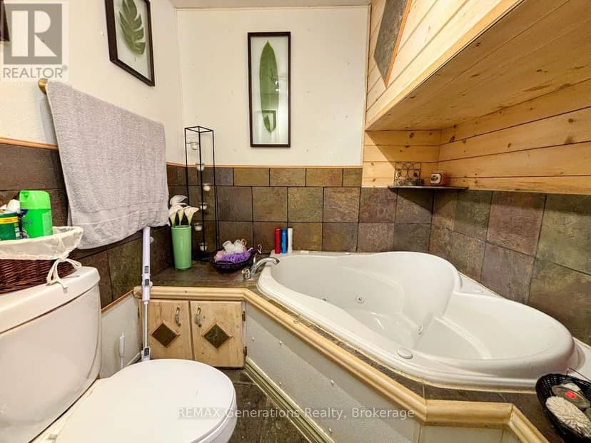 64 Hemlo Drive — photo 15 of 36