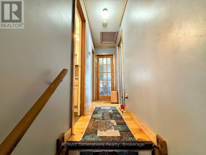 64 Hemlo Drive — photo 9 of 36