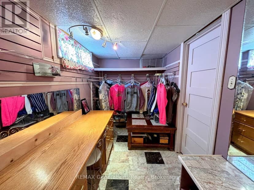 64 Hemlo Drive — photo 20 of 36