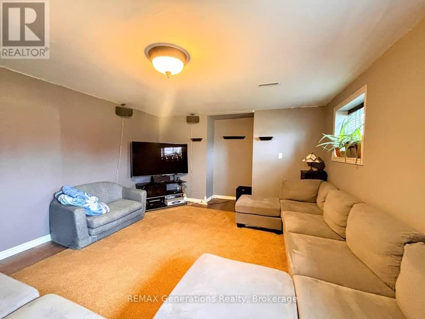 9 Michano Drive — photo 24 of 40