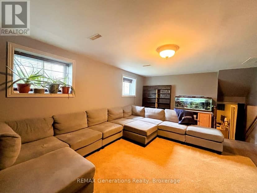 9 Michano Drive — photo 23 of 40