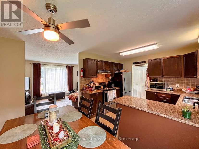 16 Matachewan Road, Manitouwadge, photo 7
