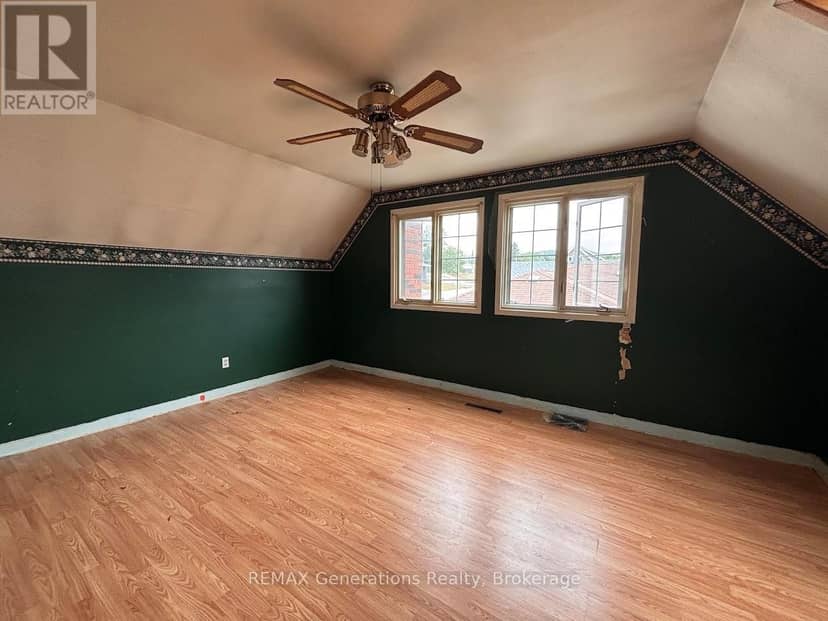 7 Mona Drive — photo 14 of 31