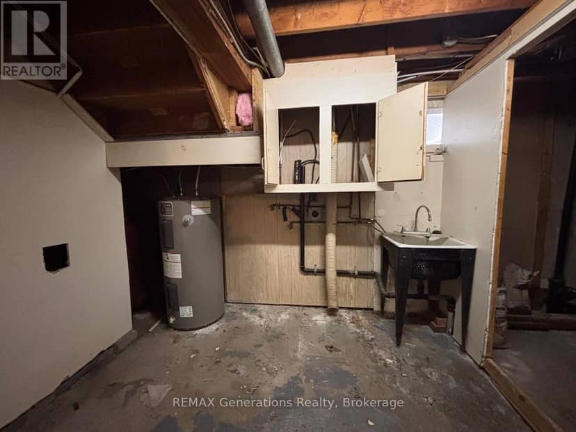 7 Mona Drive — photo 23 of 31