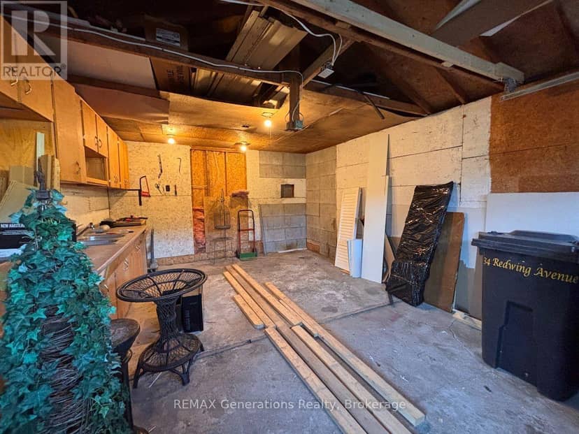 34 Redwing Avenue — photo 34 of 35