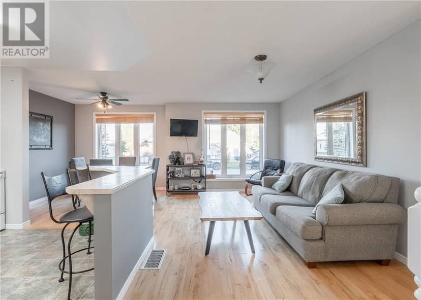 103 Cedar Green Drive, Garson, photo 3