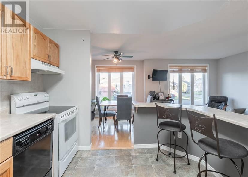 103 Cedar Green Drive, Garson, photo 8
