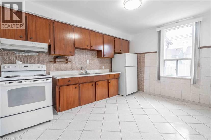 58 ST. MATTHEWS Avenue — photo 24 of 40