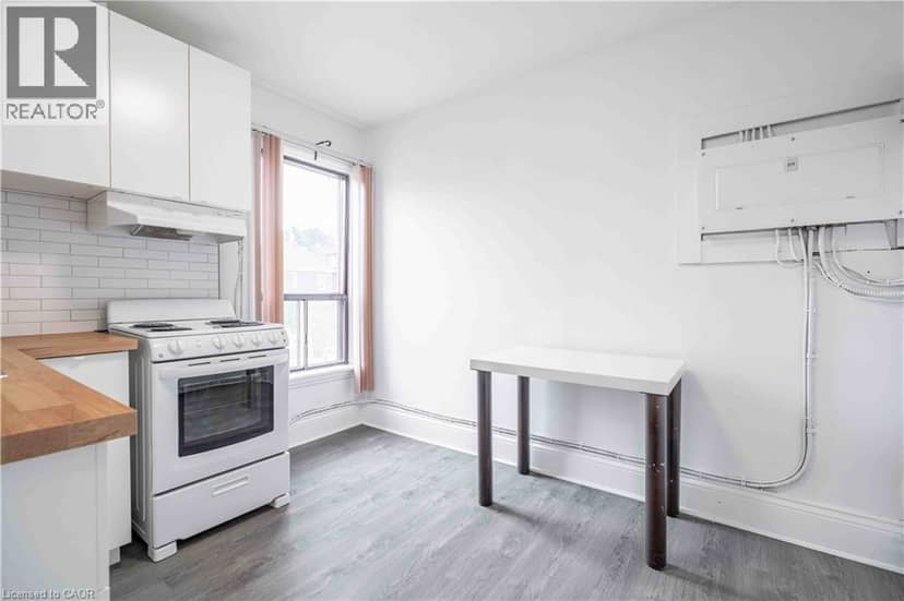 58 ST. MATTHEWS Avenue — photo 9 of 40