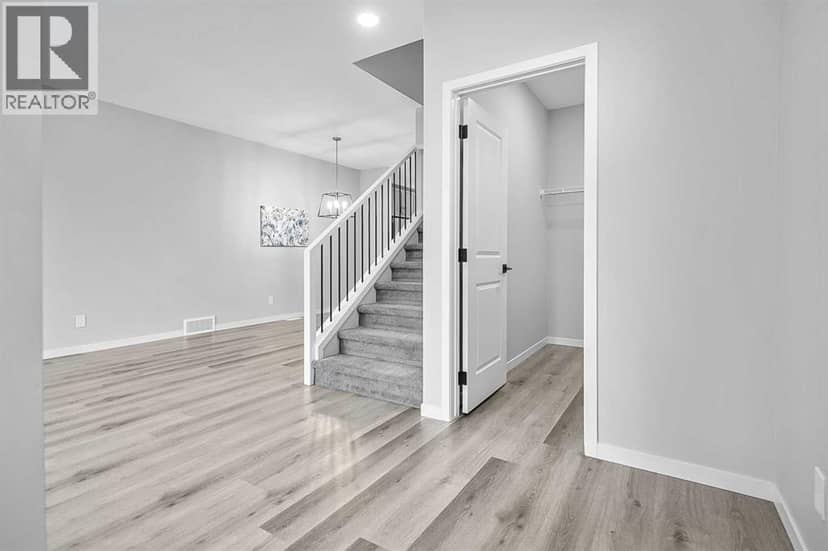 68 Wolf Gate — photo 15 of 40
