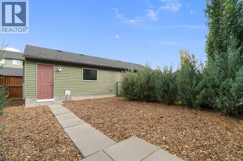 372 Kingsmere Way SE — photo 17 of 23