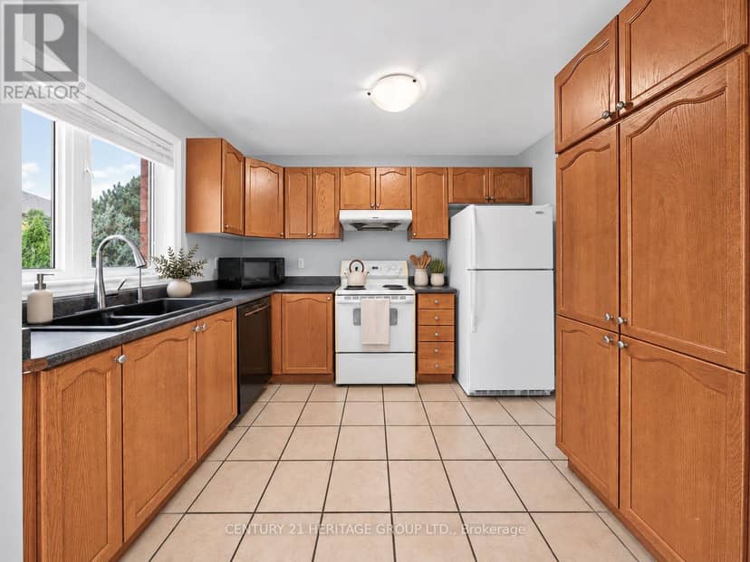 378 Spruce Grove Crescent, Newmarket, photo 8