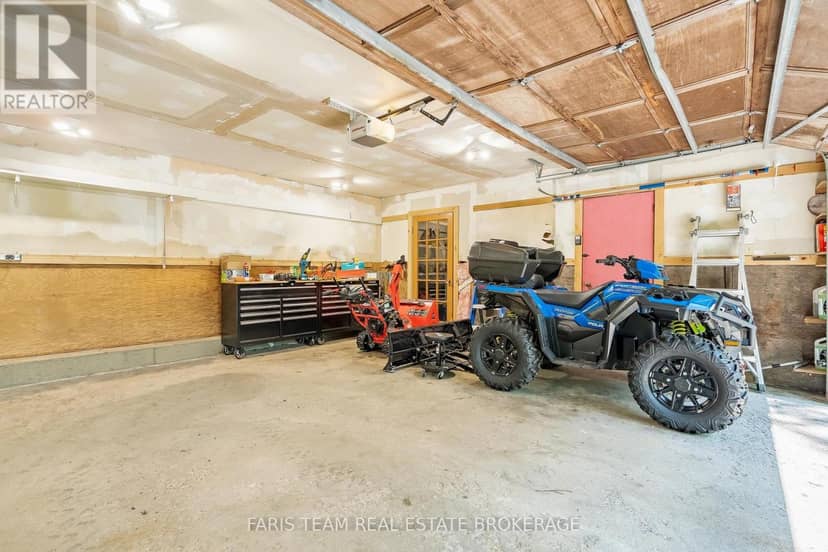 15 Scottdale Drive — photo 37 of 40