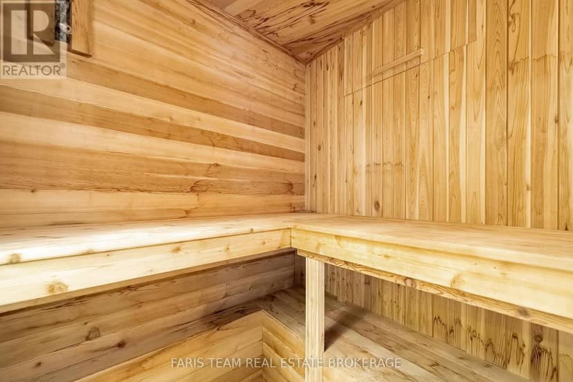 15 Scottdale Drive — photo 35 of 40